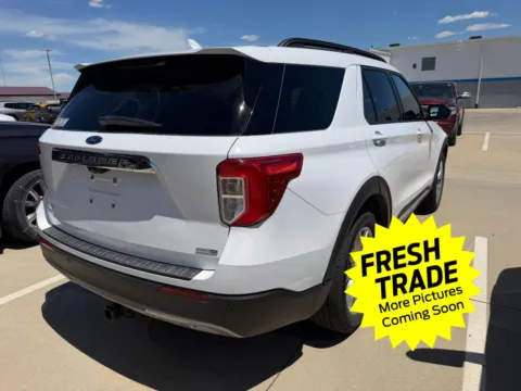 More photos of 2020 FORD Explorer XLT at Mike Molstead Chevrolet, GMC, IA