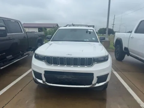 Another view of 2023 Jeep Grand Cherokee L Limited for sale in Charles City, IA at Mike Molstead Chevrolet, GMC