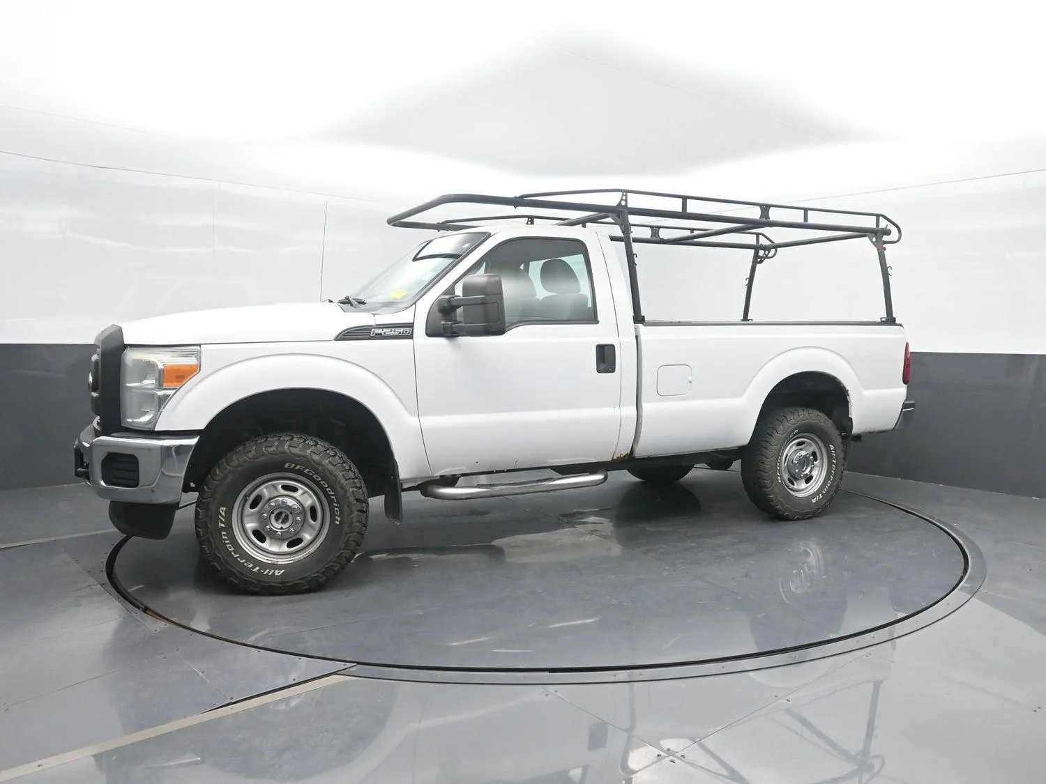 White 2015 FORD F-250 SD XL for sale in Charles City, IA