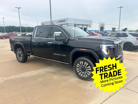 More photos of 2024 GMC SIERRA 3500HD Denali Ultimate at Mike Molstead Chevrolet, GMC, IA