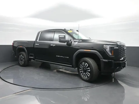 More photos of 2024 GMC Sierra 2500 HD Denali Ultimate at Mike Molstead Chevrolet, GMC, IA