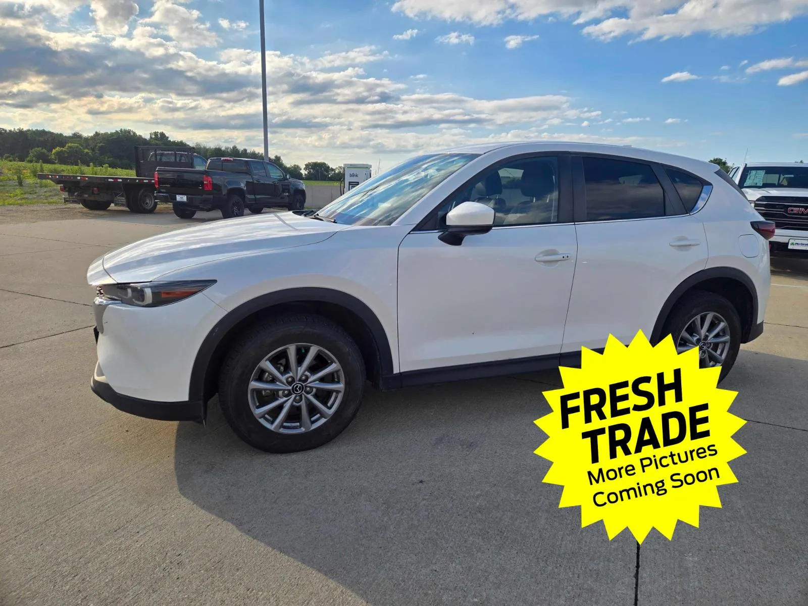 Unknown 2022 MAZDA CX-5 2.5 S Select for sale in Charles City, IA