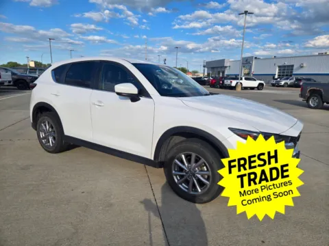 More photos of 2022 MAZDA CX-5 2.5 S Select at Mike Molstead Chevrolet, GMC, IA