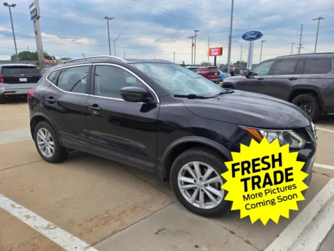 More photos of 2017 NISSAN ROGUE SPORT AWD SV at Mike Molstead Chevrolet, GMC, IA