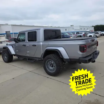 More photos of 2020 Jeep Gladiator Overland at Mike Molstead Chevrolet, GMC, IA
