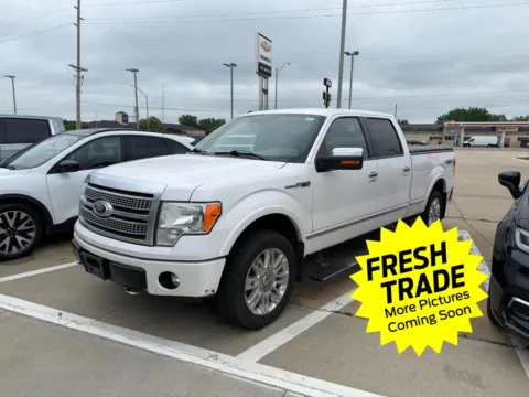 White 2011 Ford F-150 Platinum for sale in Charles City, IA