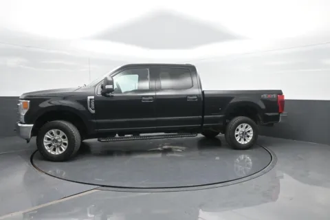 Black 2021 Ford Super Duty F-250 XLT for sale in Charles City, IA