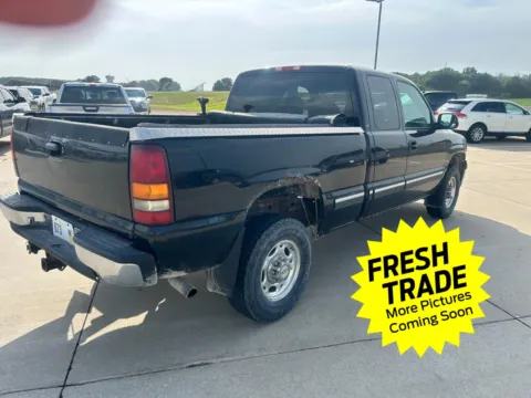 Photos of 2000 Chevrolet Silverado 2500 LT for sale in Charles City, IA at Mike Molstead Chevrolet, GMC