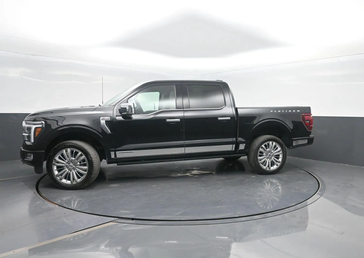 Black 2025 Ford F-150 Platinum for sale in Charles City, IA