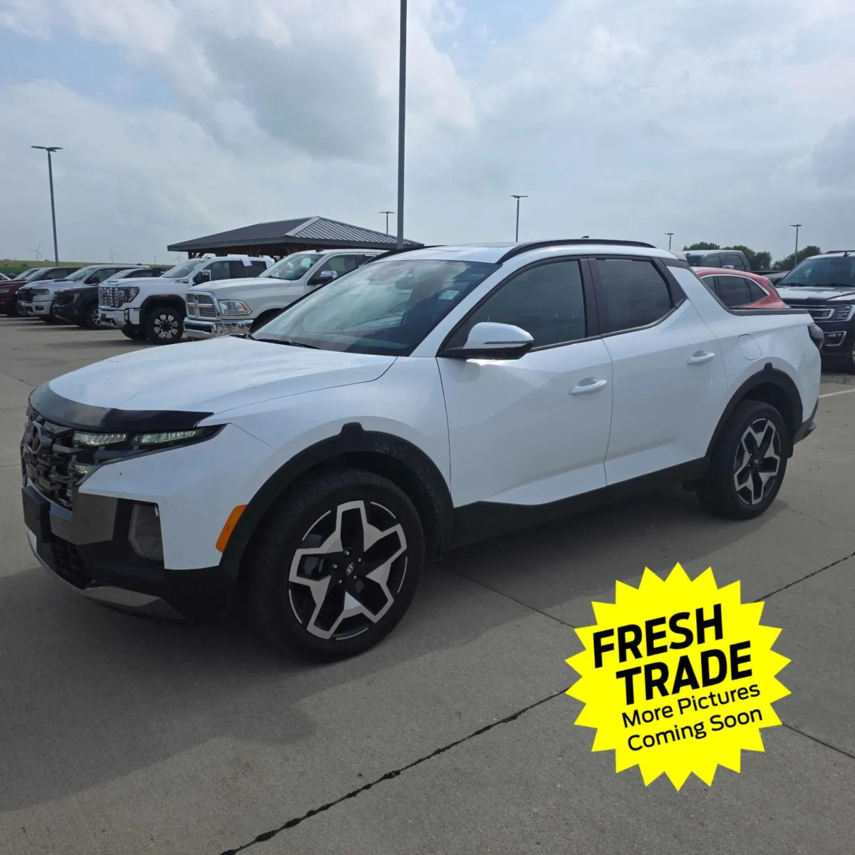 White 2022 Hyundai Santa Cruz Limited for sale in Charles City, IA