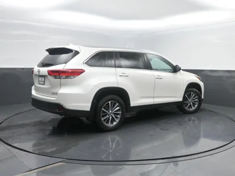 Photos of 2019 Toyota Highlander XLE for sale in Charles City, IA at Mike Molstead Chevrolet, GMC