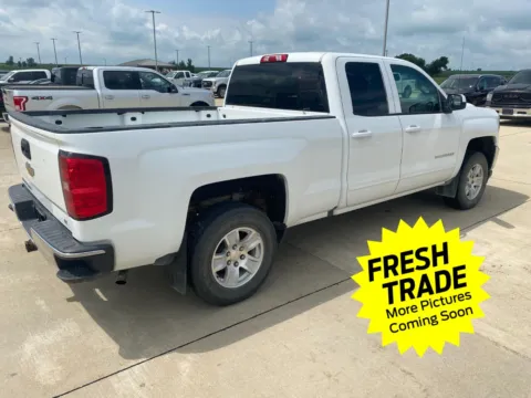 More photos of 2018 Chevrolet Silverado 1500 LT at Mike Molstead Chevrolet, GMC, IA