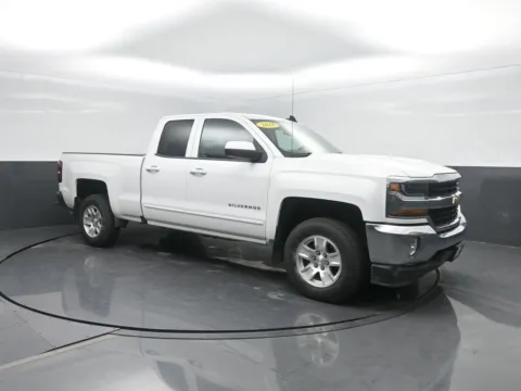 More photos of 2018 Chevrolet Silverado 1500 LT at Mike Molstead Chevrolet, GMC, IA