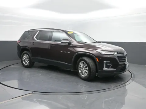 More photos of 2022 Chevrolet Traverse LT Leather at Mike Molstead Chevrolet, GMC, IA