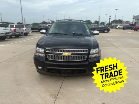 More photos of 2013 Chevrolet Avalanche LTZ at Mike Molstead Chevrolet, GMC, IA