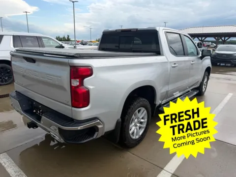 More photos of 2021 Chevrolet Silverado 1500 LT at Mike Molstead Chevrolet, GMC, IA