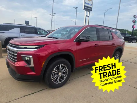 Red 2024 Chevrolet Traverse FWD LT for sale in Charles City, IA