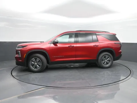 Red 2024 Chevrolet Traverse FWD LT for sale in Charles City, IA
