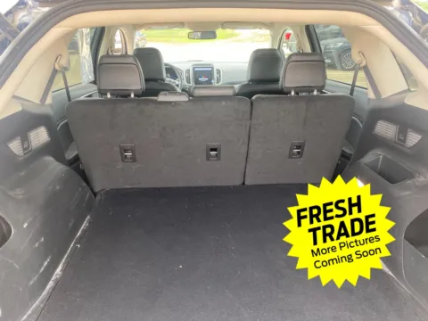 More photos of 2024 Ford Edge SEL at Mike Molstead Chevrolet, GMC, IA