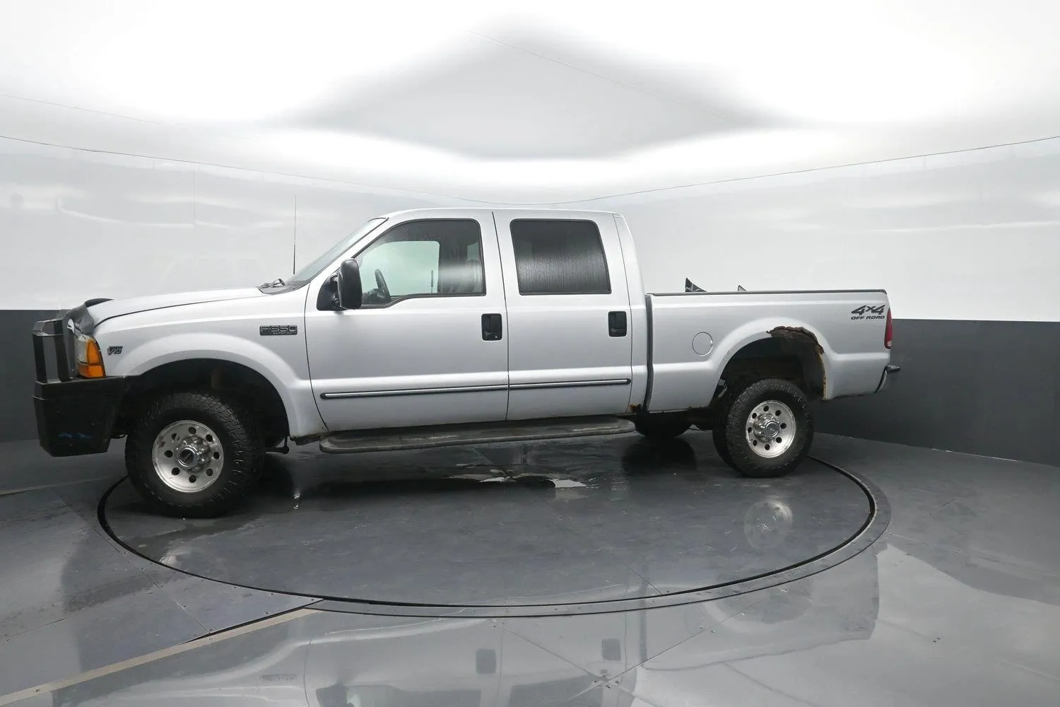 Unknown 2000 Ford Super Duty F-350 SRW Lariat for sale in Charles City, IA