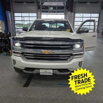 More photos of 2017 Chevrolet Silverado 1500 High Country at Mike Molstead Chevrolet, GMC, IA
