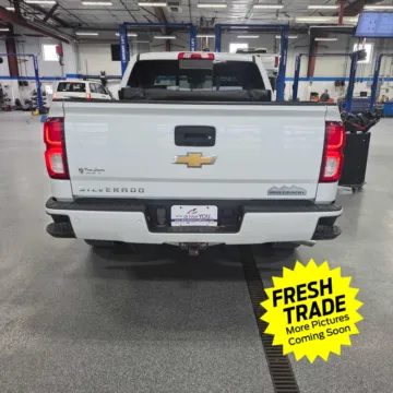 More photos of 2017 Chevrolet Silverado 1500 High Country at Mike Molstead Chevrolet, GMC, IA
