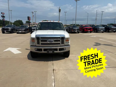More photos of 2008 Ford Super Duty F-250 SRW Lariat at Mike Molstead Chevrolet, GMC, IA
