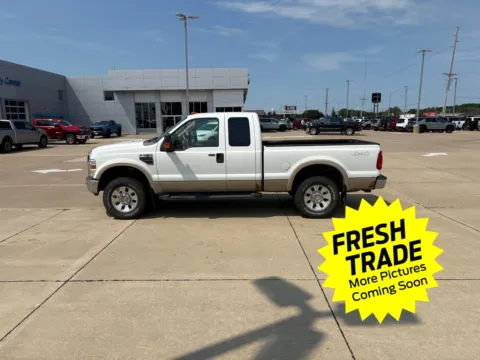 More photos of 2008 Ford Super Duty F-250 SRW Lariat at Mike Molstead Chevrolet, GMC, IA