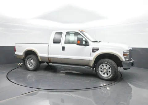 More photos of 2008 Ford Super Duty F-250 SRW Lariat at Mike Molstead Chevrolet, GMC, IA