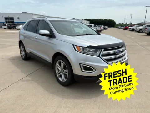 More photos of 2015 Ford Edge Titanium at Mike Molstead Chevrolet, GMC, IA