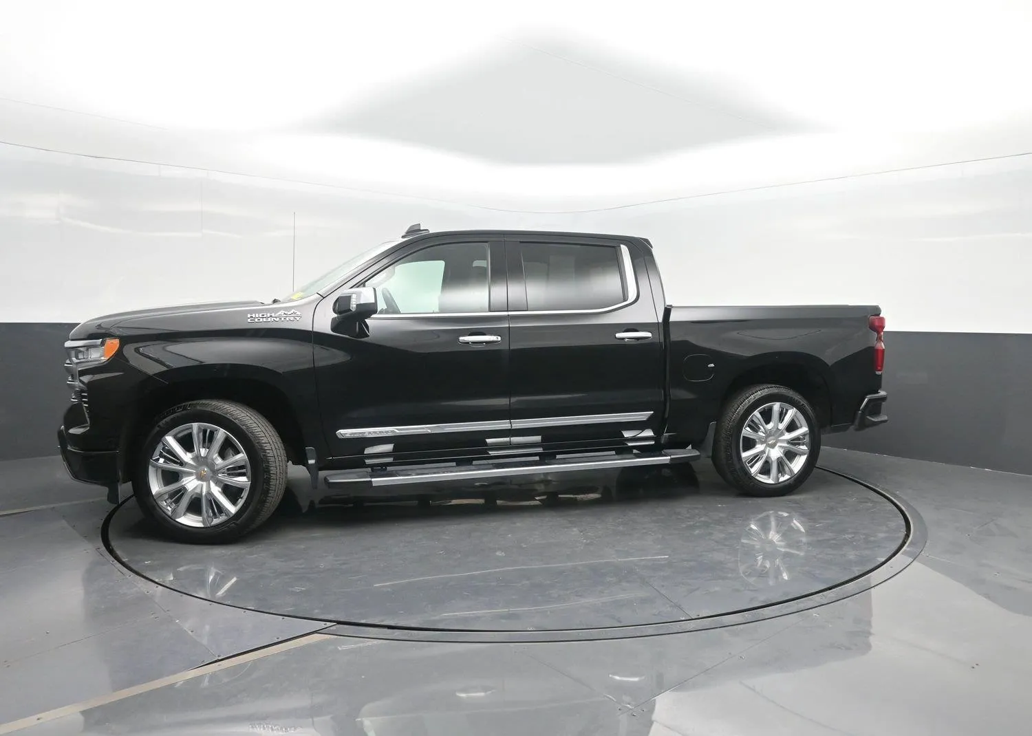 Black 2025 Chevrolet Silverado 1500 High Country for sale in Charles City, IA