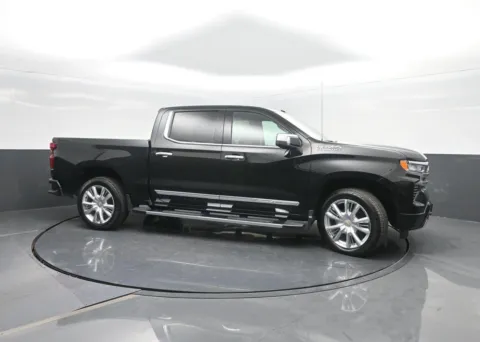 Another view of 2025 Chevrolet Silverado 1500 High Country for sale in Charles City, IA at Mike Molstead Chevrolet, GMC