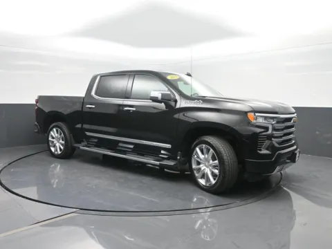 More photos of 2025 Chevrolet Silverado 1500 High Country at Mike Molstead Chevrolet, GMC, IA