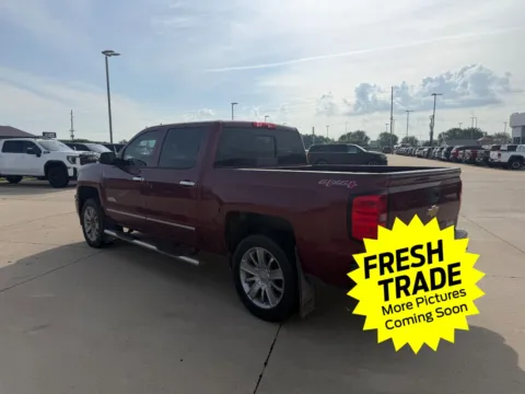 More photos of 2014 Chevrolet Silverado 1500 High Country at Mike Molstead Chevrolet, GMC, IA