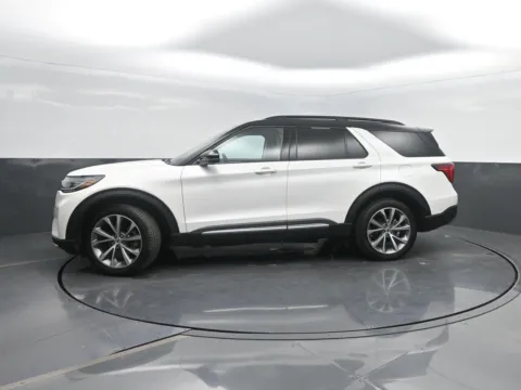 White 2025 FORD Explorer Platinum for sale in Charles City, IA