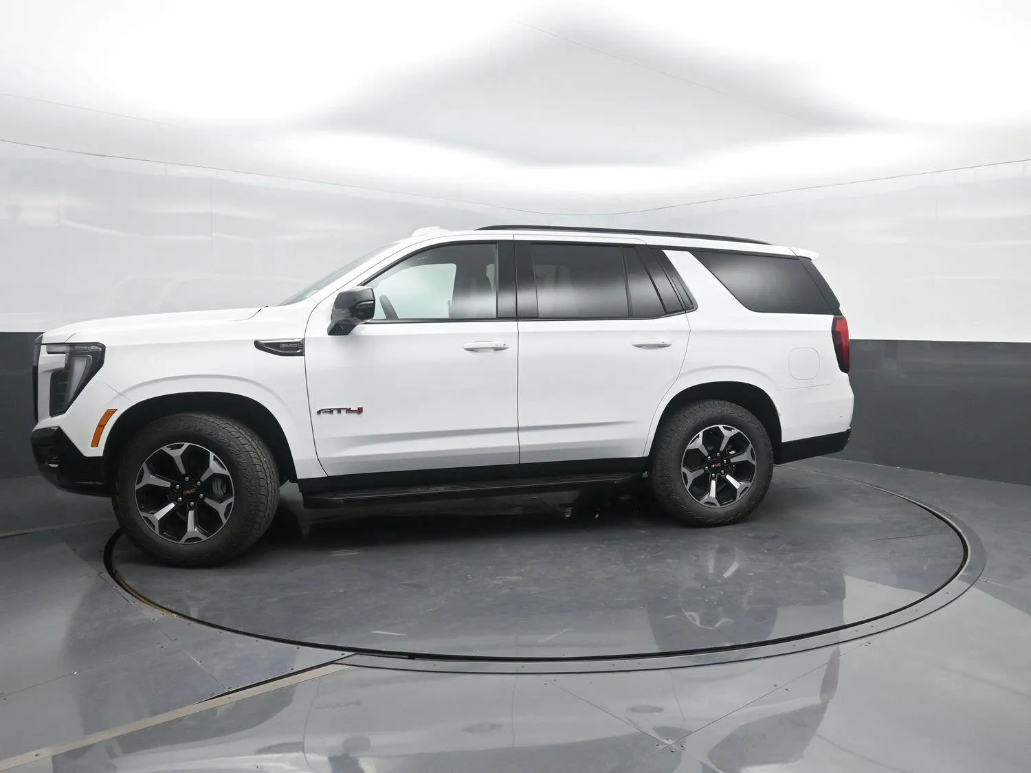 White 2026 GMC Yukon AT4 for sale in Charles City, IA