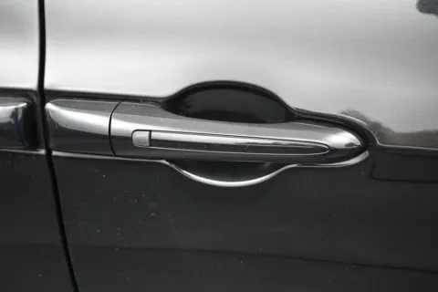 More photos of 2023 Chrysler Pacifica Touring L at Mike Molstead Chevrolet, GMC, IA