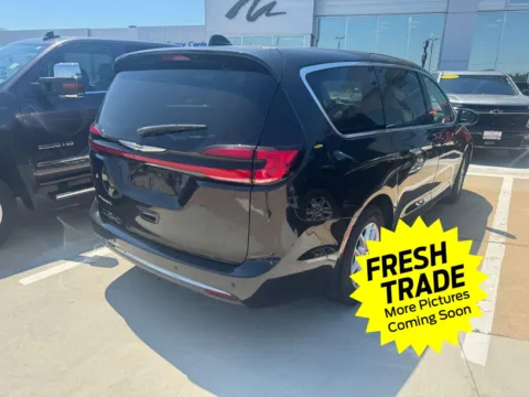 More photos of 2023 Chrysler Pacifica Touring L at Mike Molstead Chevrolet, GMC, IA