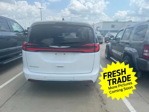 More photos of 2023 Chrysler Pacifica Touring L at Mike Molstead Chevrolet, GMC, IA