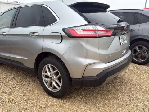 More photos of 2024 Ford Edge SEL at Mike Molstead Chevrolet, GMC, IA