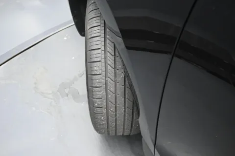 More photos of 2024 Ford Edge SEL at Mike Molstead Chevrolet, GMC, IA