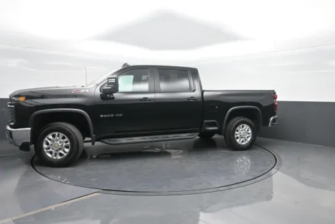 Black 2026 Chevrolet Silverado 2500 HD LT for sale in Charles City, IA