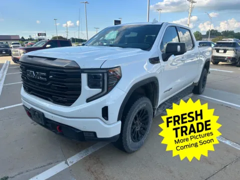 White 2023 GMC Sierra 1500 AT4X for sale in Charles City, IA