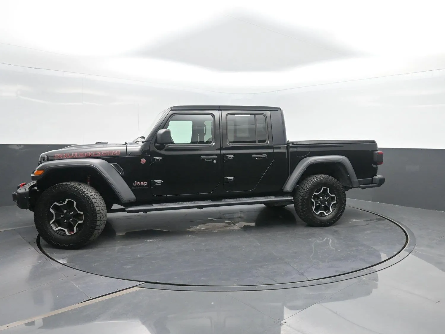 Black 2021 Jeep Gladiator Rubicon for sale in Charles City, IA
