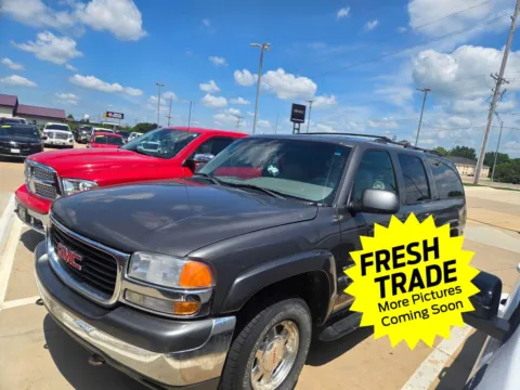 Another view of 2001 GMC Yukon XL SLT for sale in Charles City, IA at Mike Molstead Chevrolet, GMC