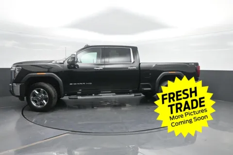 Black 2025 GMC Sierra 2500 HD SLT for sale in Charles City, IA