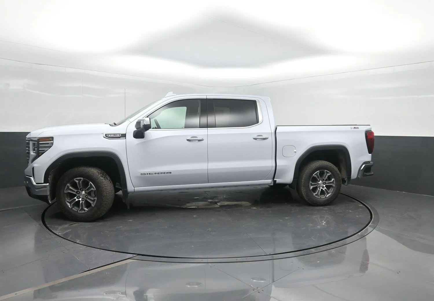 White 2026 GMC Sierra 1500 SLT for sale in Charles City, IA