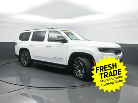 More photos of 2023 Jeep Wagoneer at Mike Molstead Chevrolet, GMC, IA