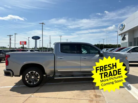 More photos of 2024 Chevrolet Silverado 1500 High Country at Mike Molstead Chevrolet, GMC, IA