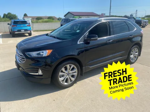 Black 2019 Ford Edge Titanium for sale in Charles City, IA